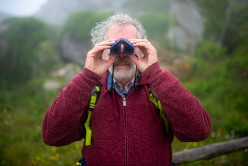 Celestron Nature DX 10×42 Binoculars